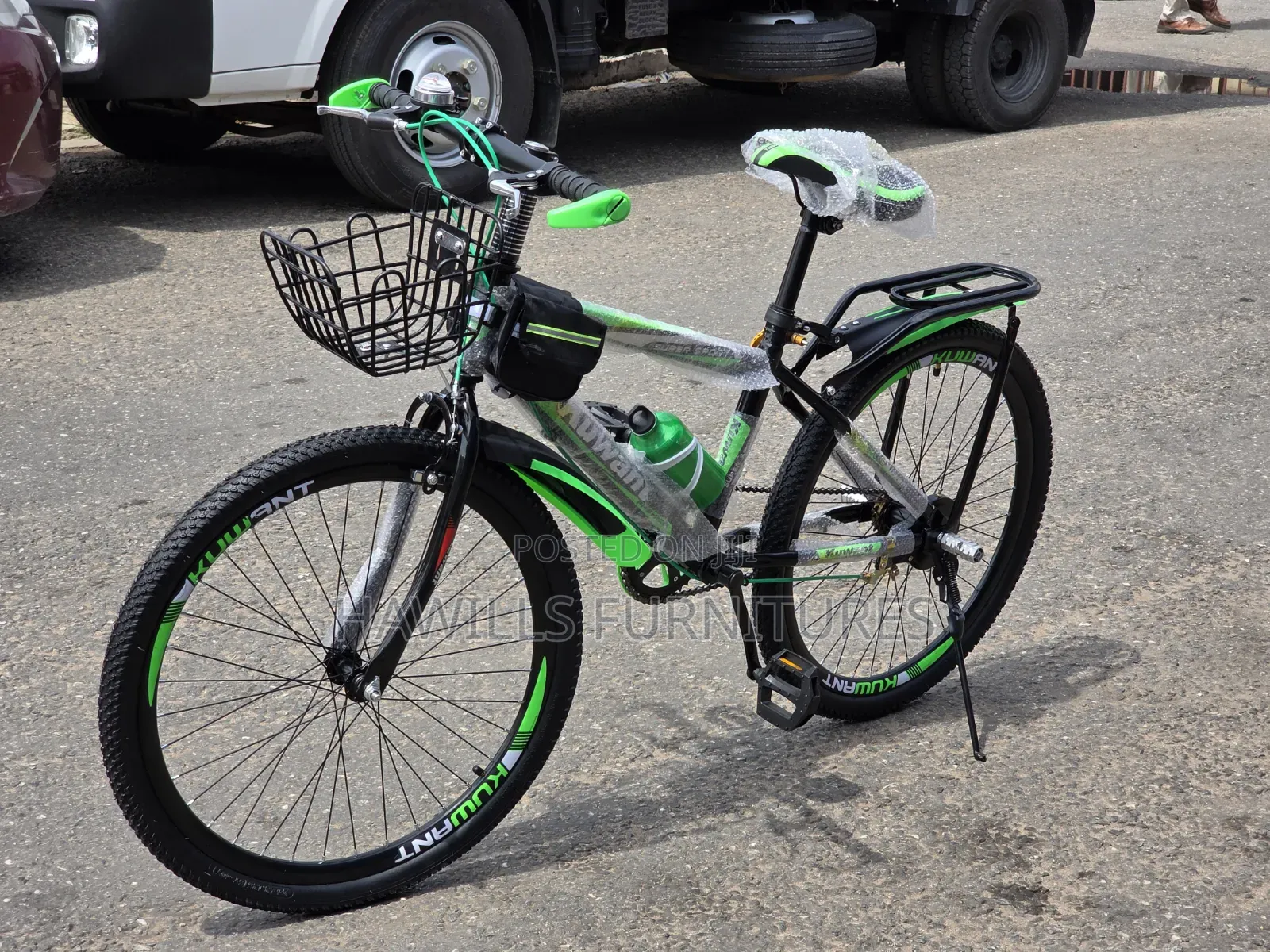 Bike With Front Wire Basket Frame Mounted Water Bottle Etc 12-16yrs.