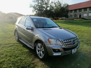 Mercedes-Benz M Class ML320 BlueTEC AWD 4MATIC 2009 Gray
