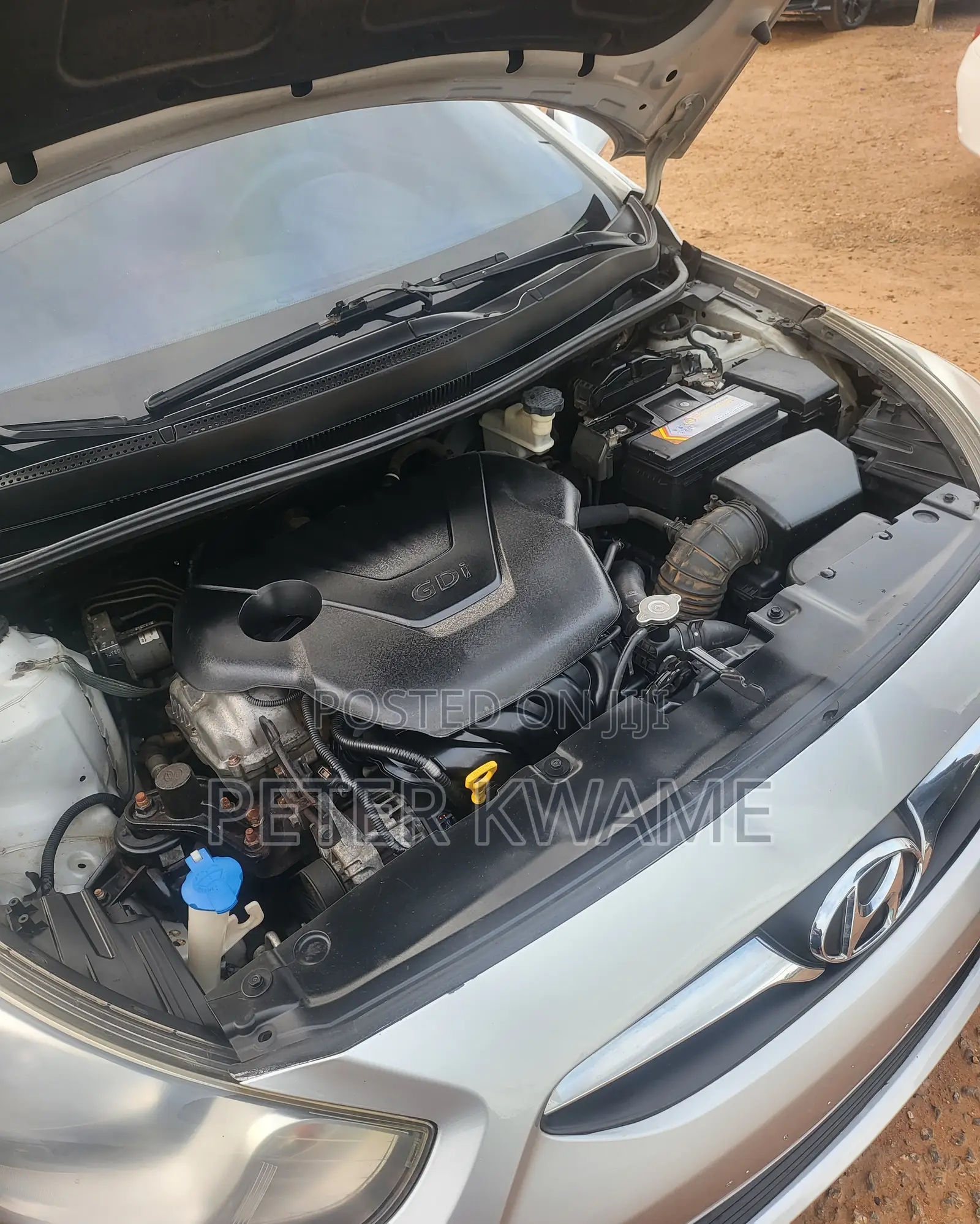 Hyundai Accent SE 4dr Hatchback (1.6L 4cyl 6A) 2014 Silver