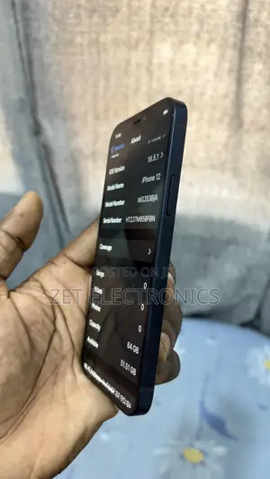 Apple iPhone 12 64 GB Black