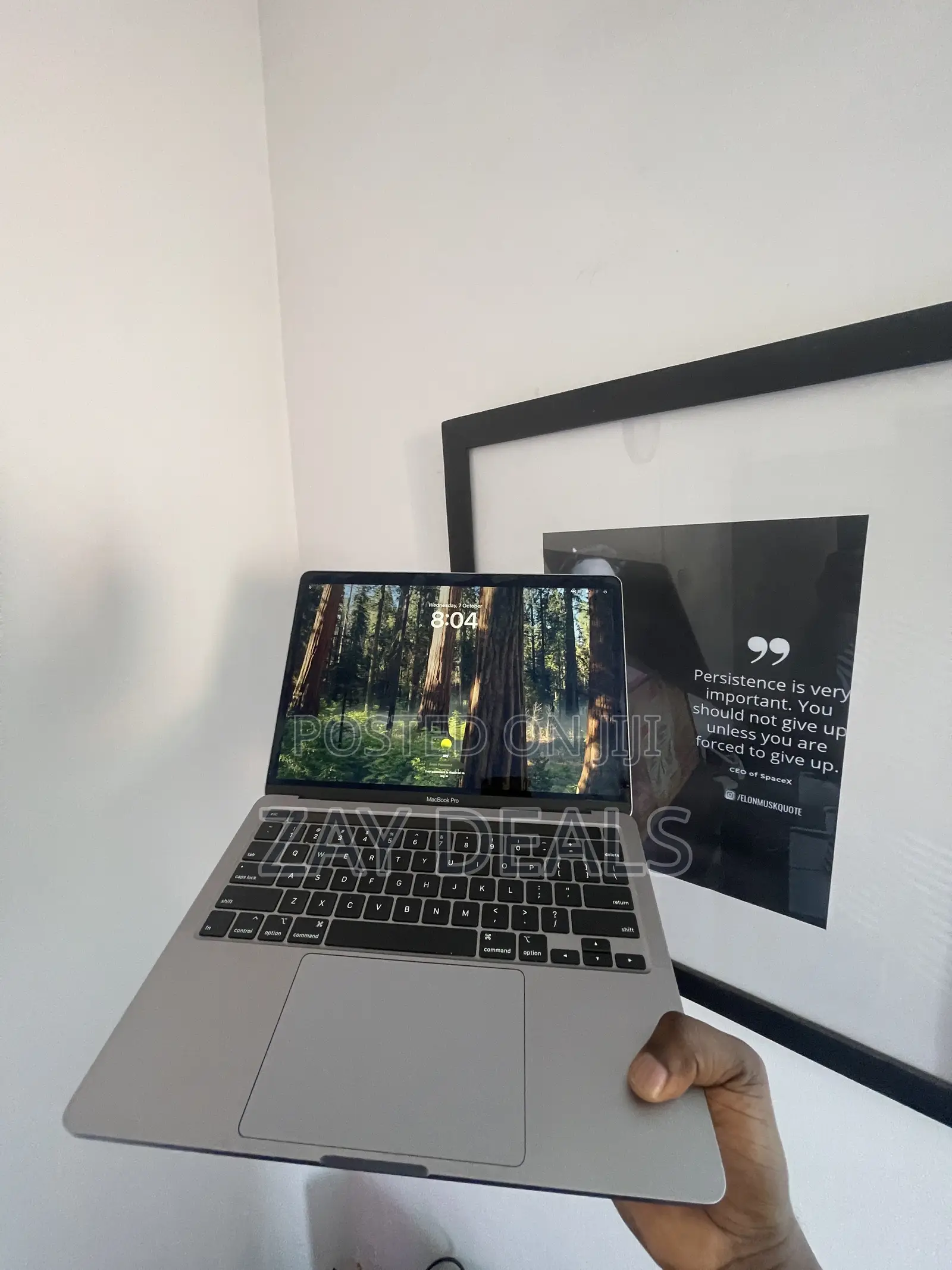 Laptop Apple MacBook Pro 2020 8GB Intel Core i5 SSD 256GB