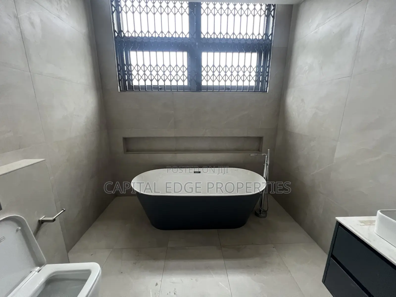 4bdrm House in Labone for rent
