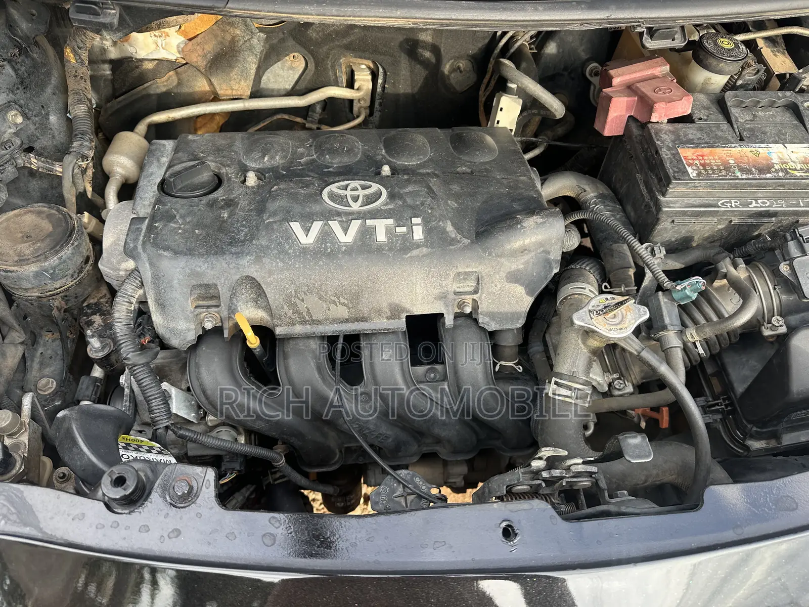 Toyota Vitz 1.3 AWD 5dr 2010 Black