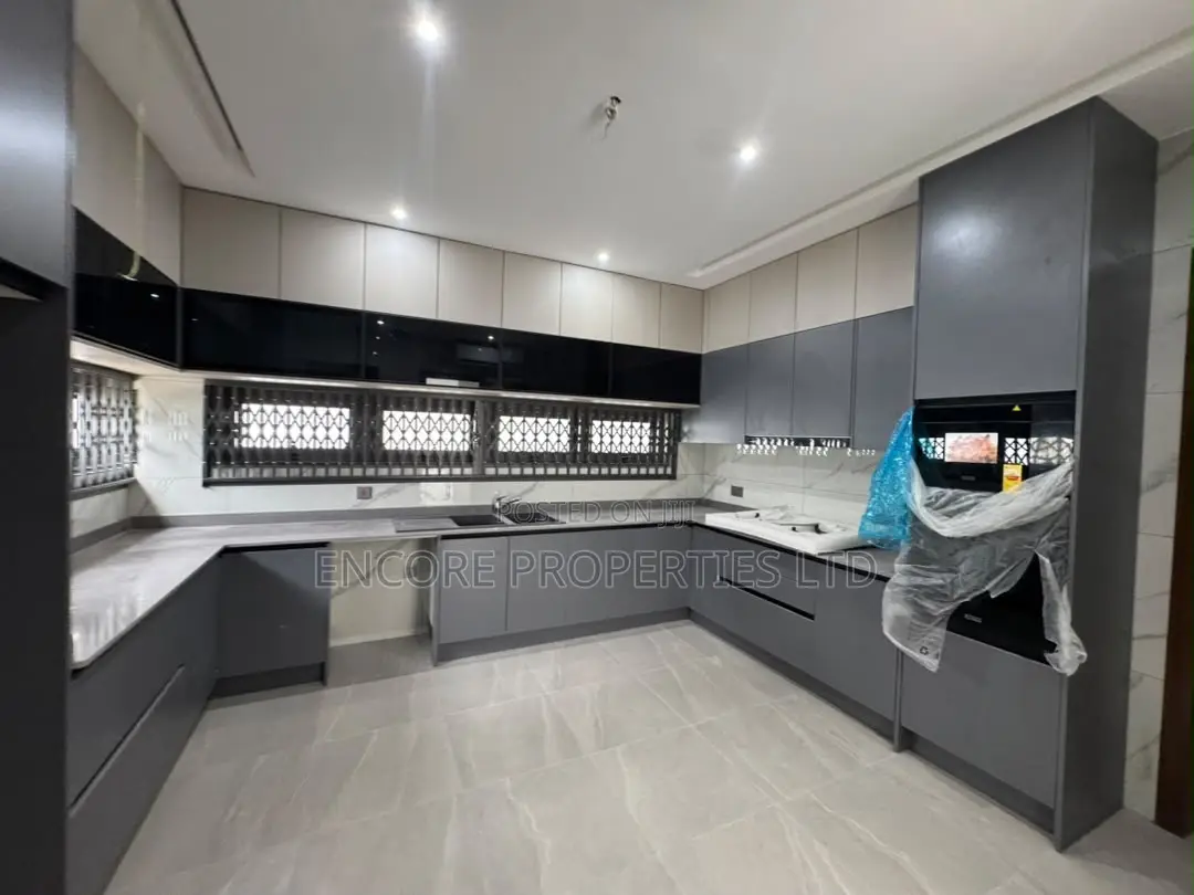 4bdrm House in Cantonments for rent