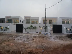 4bdrm Duplex in East Legon Hills, Ghana Link Area for sale