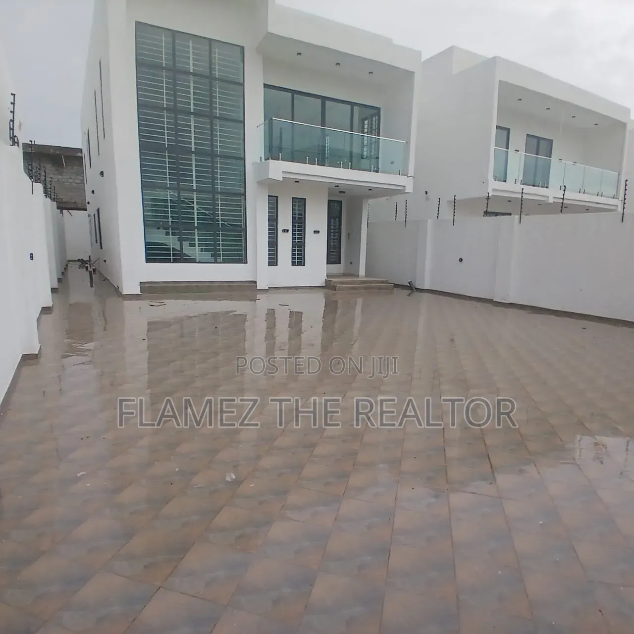 4bdrm Duplex in East Legon Hills, Ghana Link Area for sale