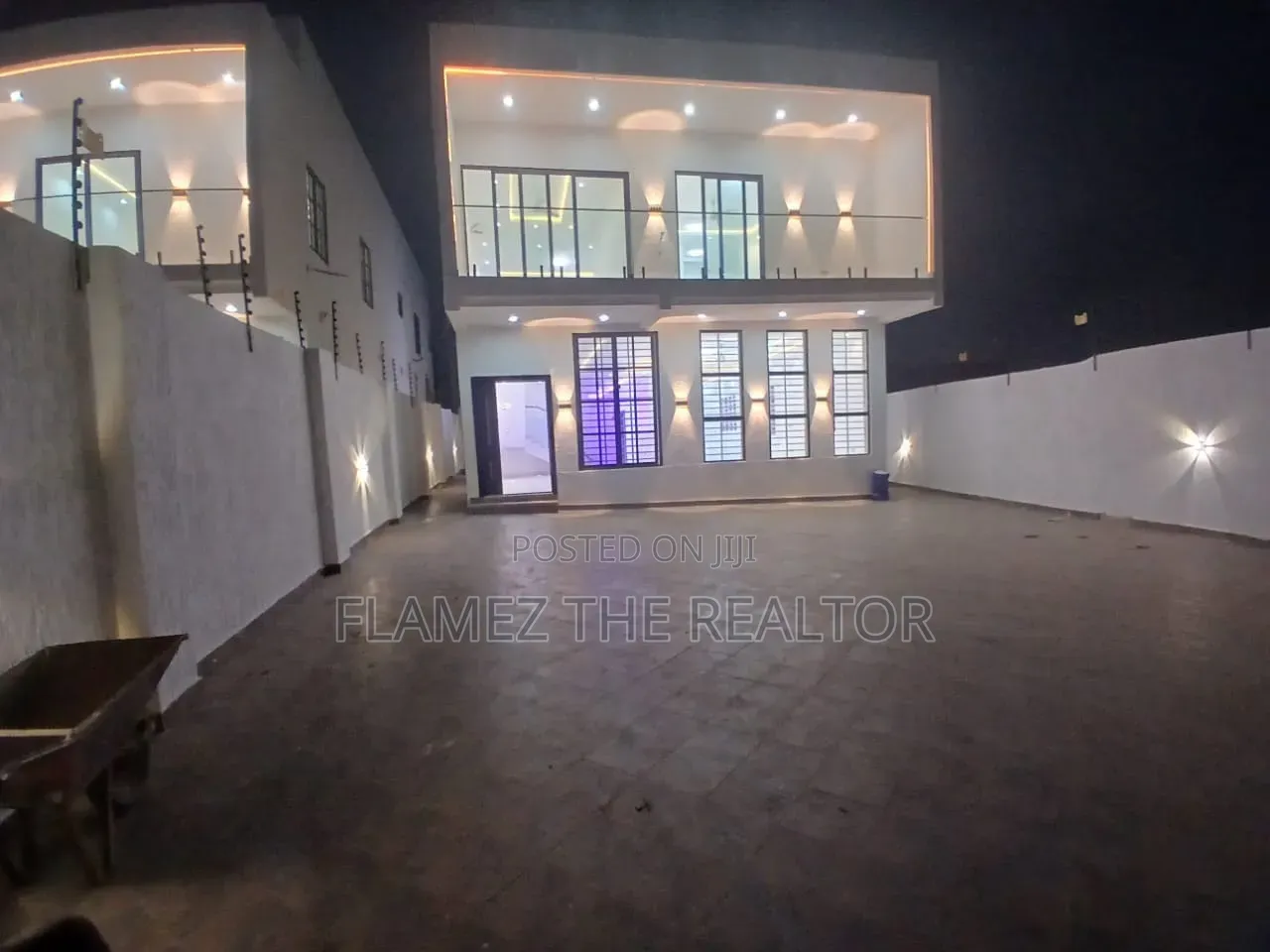 4bdrm Duplex in East Legon Hills, Ghana Link Area for sale