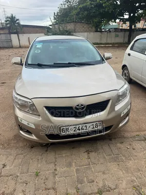 Toyota Corolla 2010 Gold