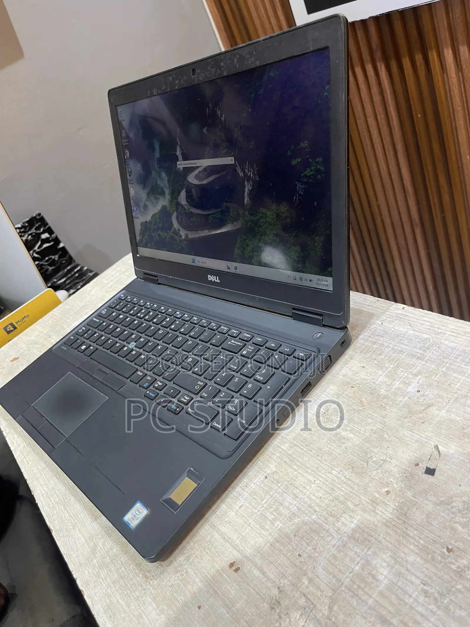 Laptop Dell Latitude 15 5580 4GB Intel Core i5 SSHD (Hybrid) 128GB