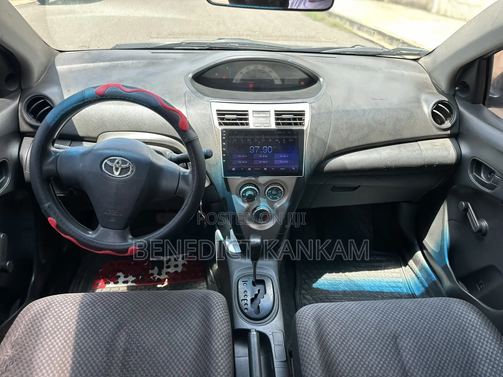 Toyota Yaris 1.5 Sedan 2008 Gray