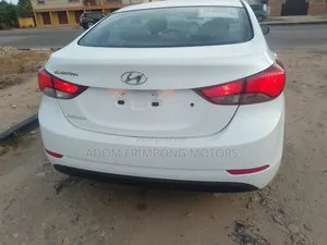 Hyundai Elantra 2015 White