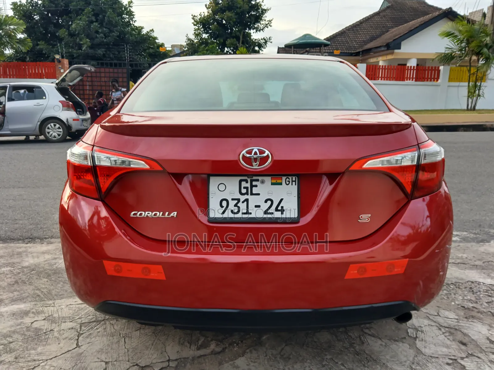 Toyota Corolla S 4dr Sedan (1.8L 4cyl CVT) 2016 Red