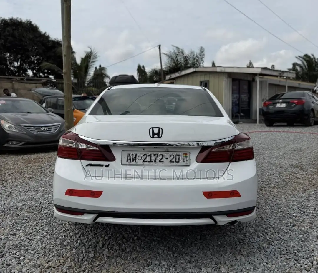 Honda Accord Sport 4dr Sedan FWD (2.4L 4cyl 2A) 2016 White
