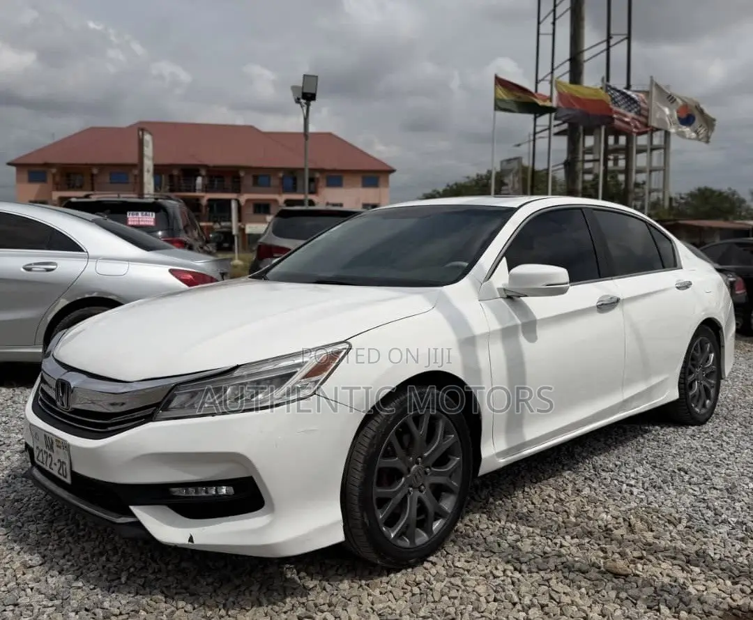 Honda Accord Sport 4dr Sedan FWD (2.4L 4cyl 2A) 2016 White