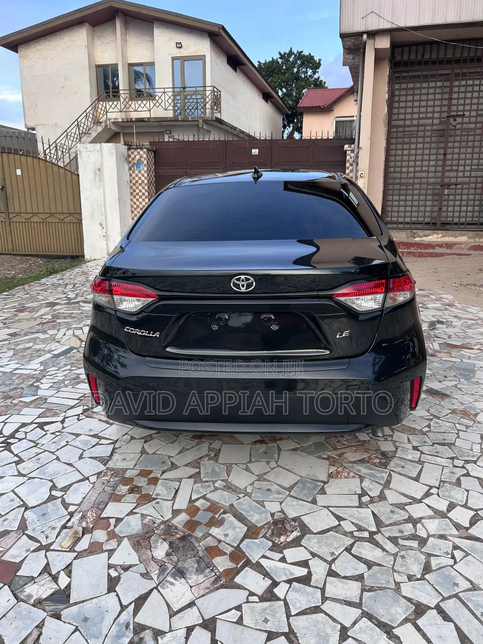 Toyota Corolla LE 2022 Black