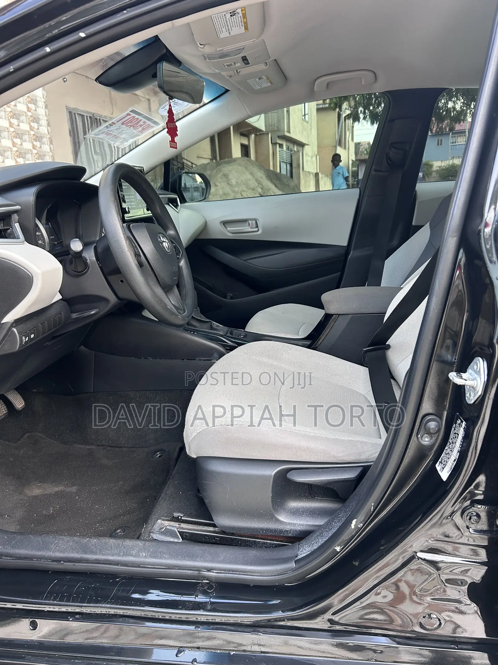 Toyota Corolla LE 2022 Black