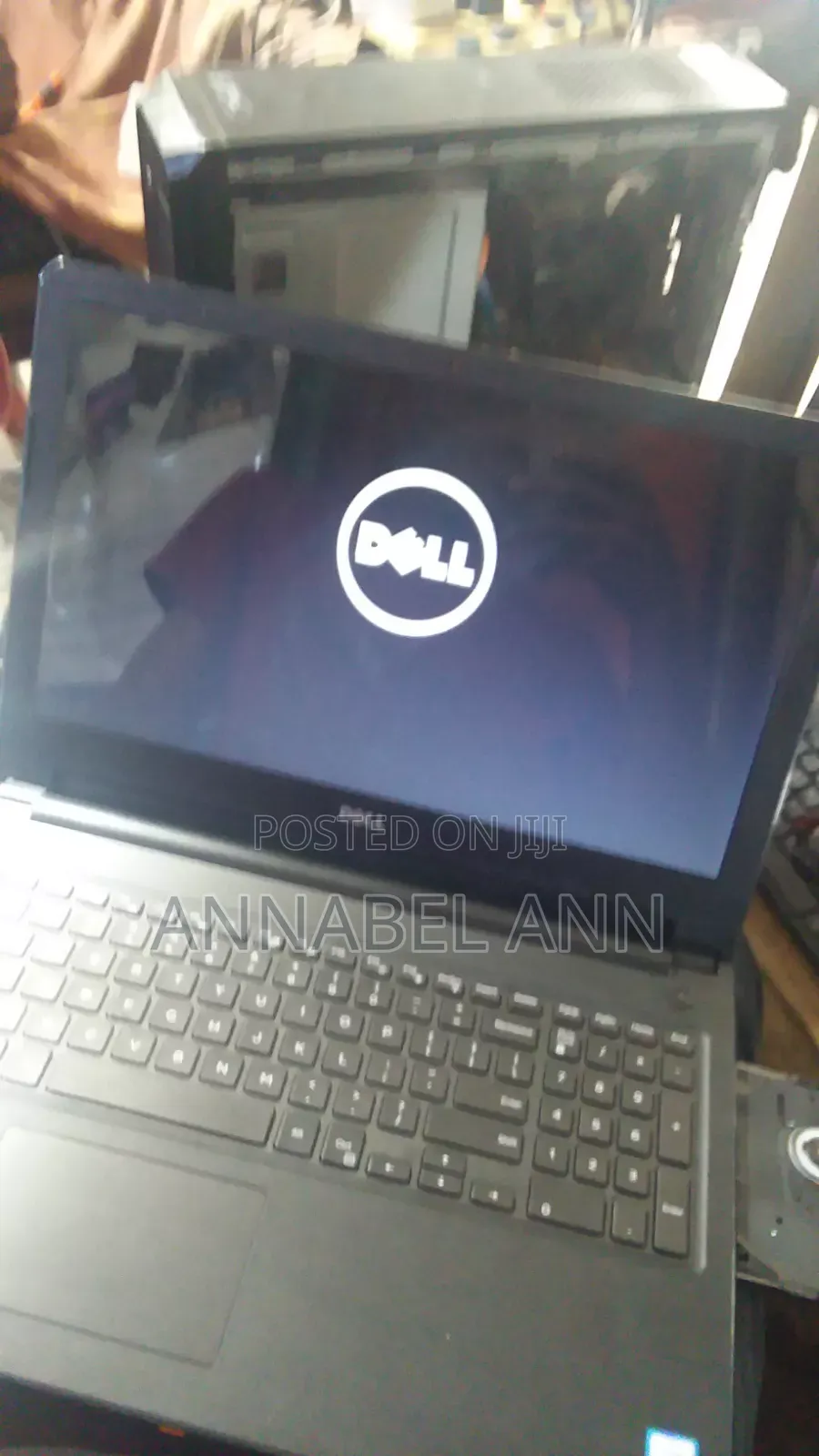 Laptop Dell Inspiron 15 3000 6GB Intel Core i3 HDD+SSD 1T