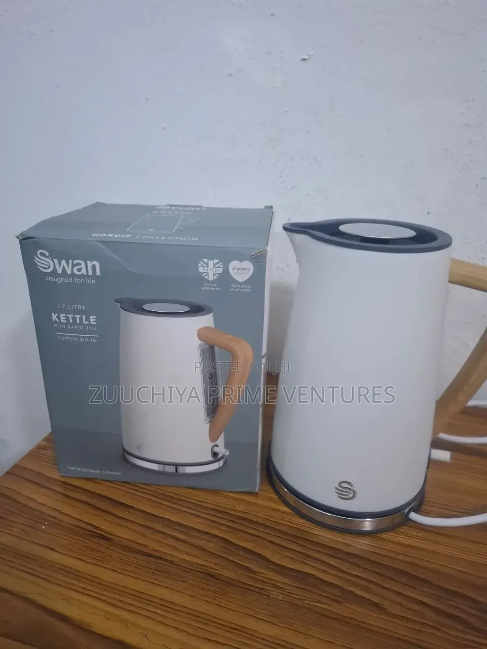 Swan 1.7l Wood Stainless Steel White Kettle From Uk