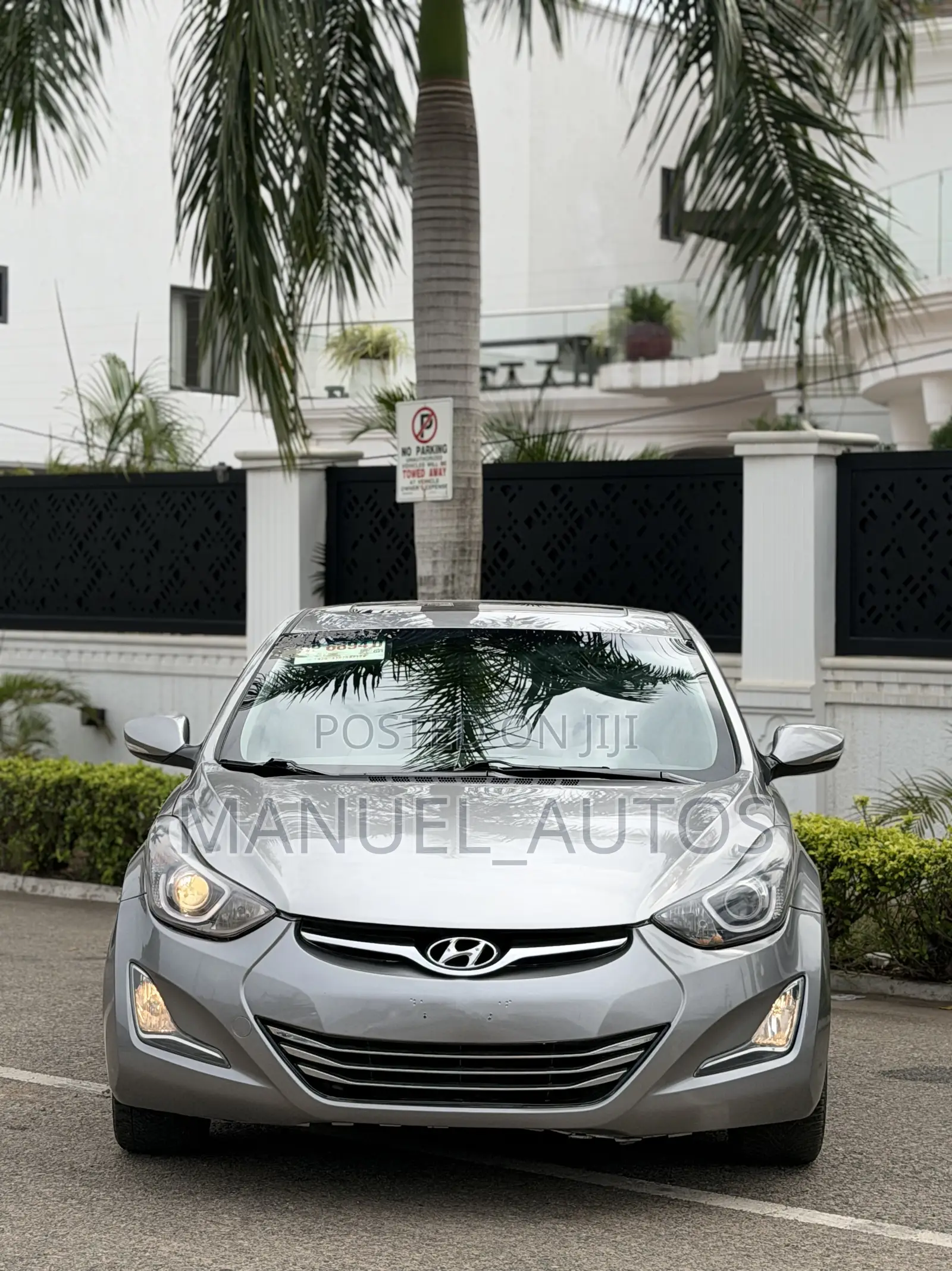 Hyundai Elantra Limited Sedan FWD (1.8L 4cyl 6A) 2016 Gray