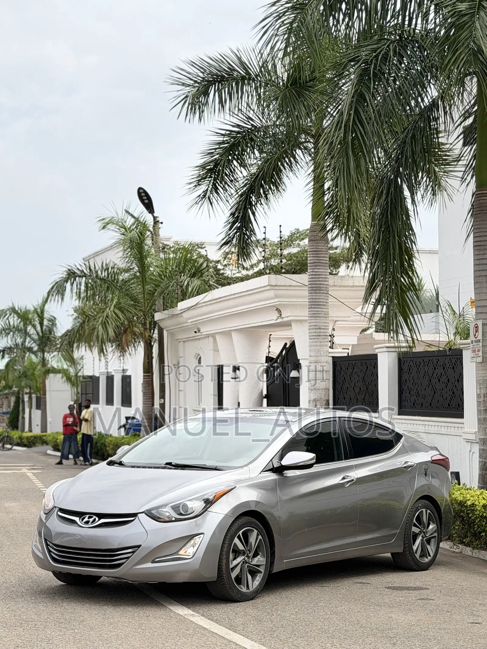 Hyundai Elantra Limited Sedan FWD (1.8L 4cyl 6A) 2016 Gray