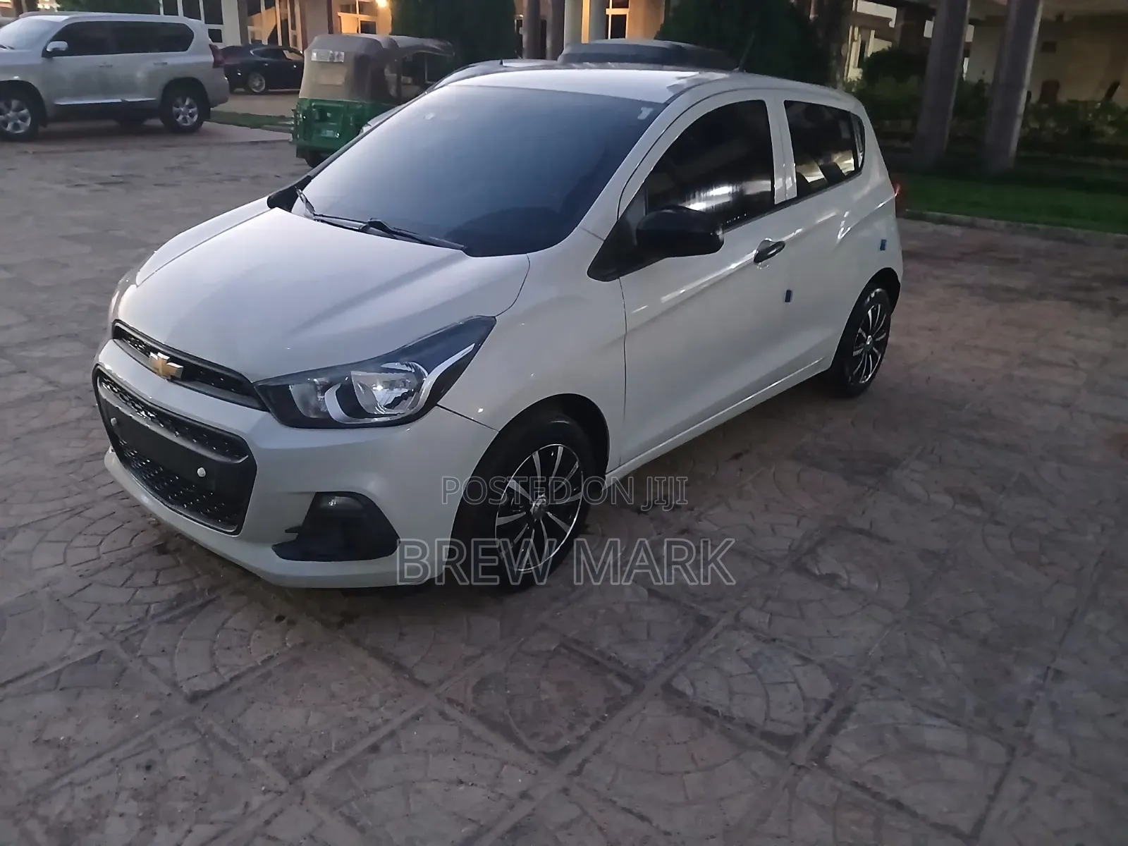 Chevrolet Spark 2016 Beige
