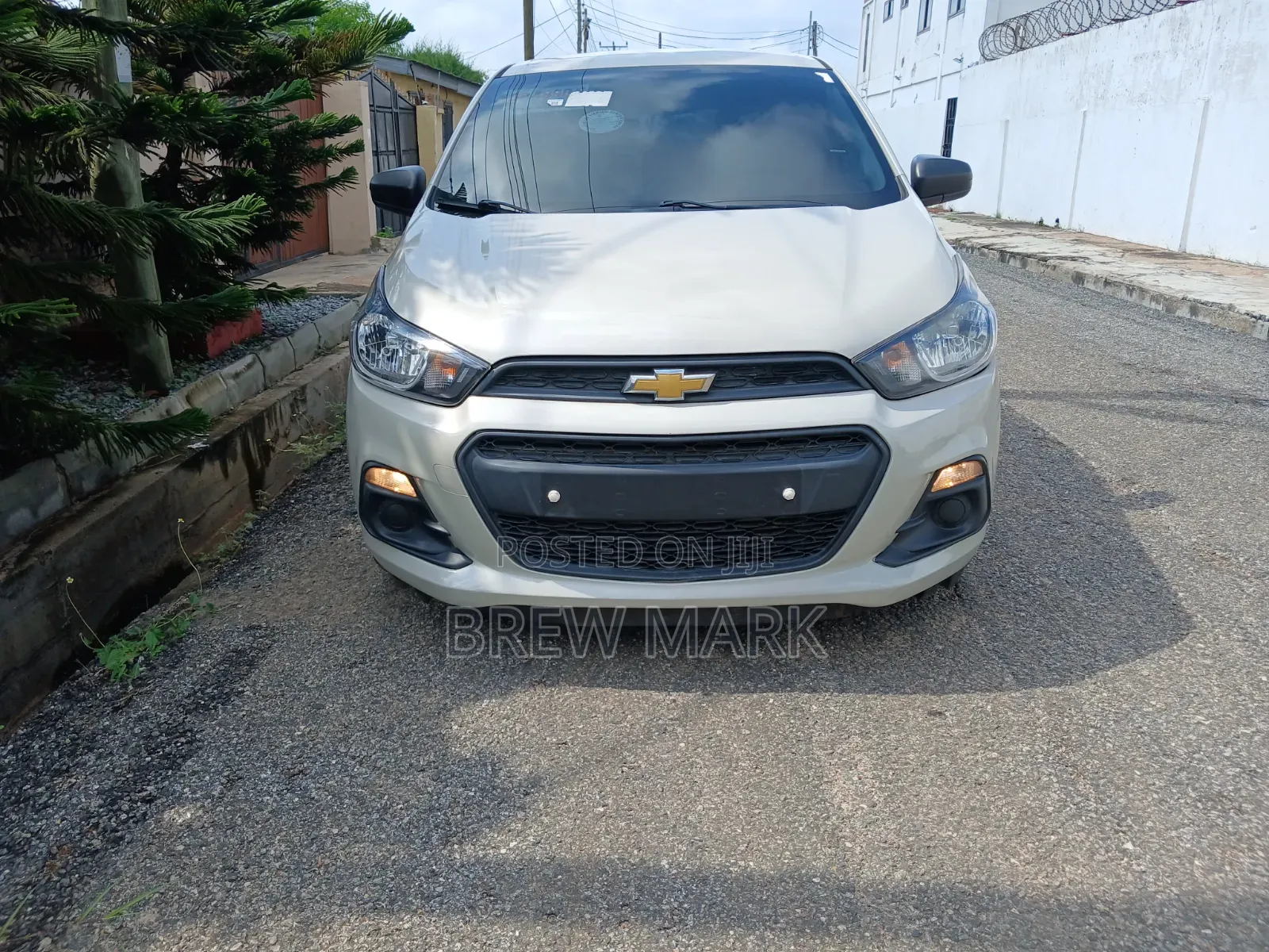 Chevrolet Spark 2016 Beige