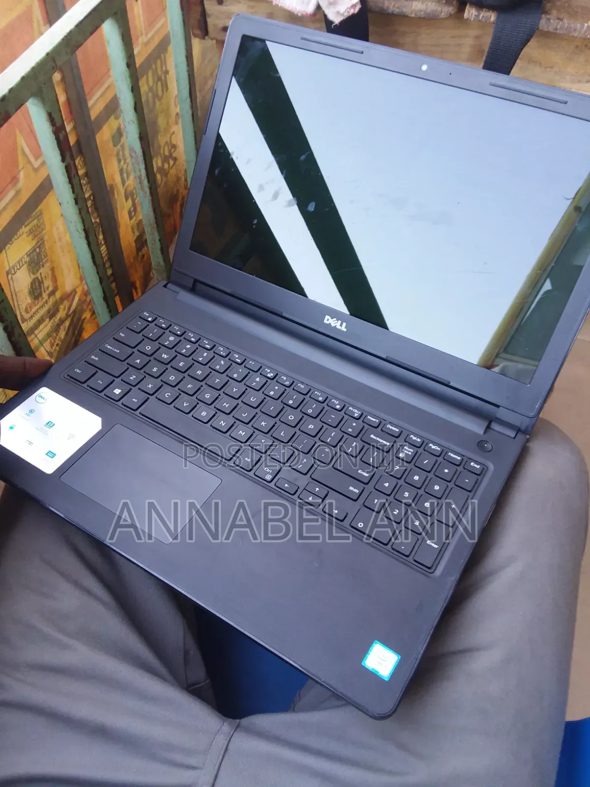 Laptop Dell Inspiron 15 3000 6GB Intel Core i3 HDD+SSD 1T