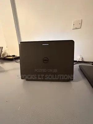 Laptop Dell Latitude 3340 4GB Intel Core i3 SSD 500GB