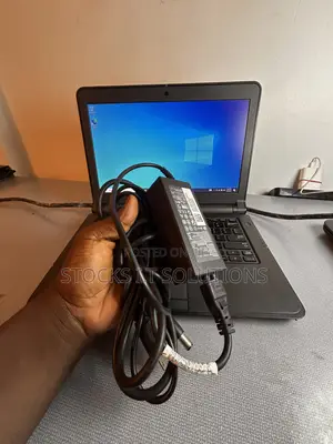 Laptop Dell Latitude 3340 4GB Intel Core i3 SSD 500GB