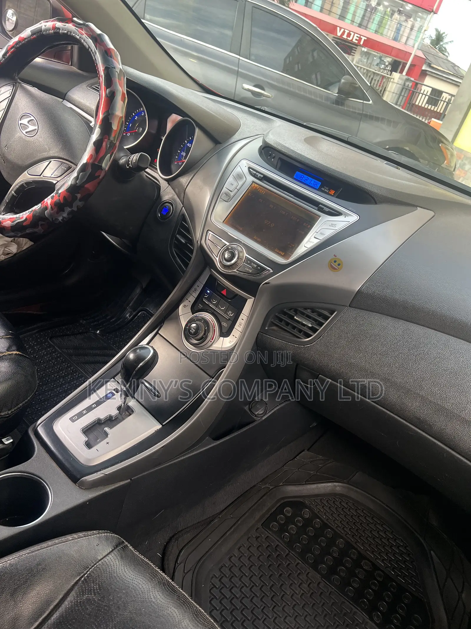 Hyundai Elantra Limited Sedan FWD (1.8L 4cyl 6A) 2013 Red