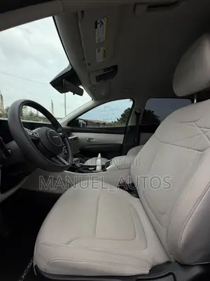 Hyundai Tucson SE 2026 Blue