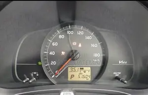 Toyota Vitz 1.3 FWD 5dr 2012 Brown