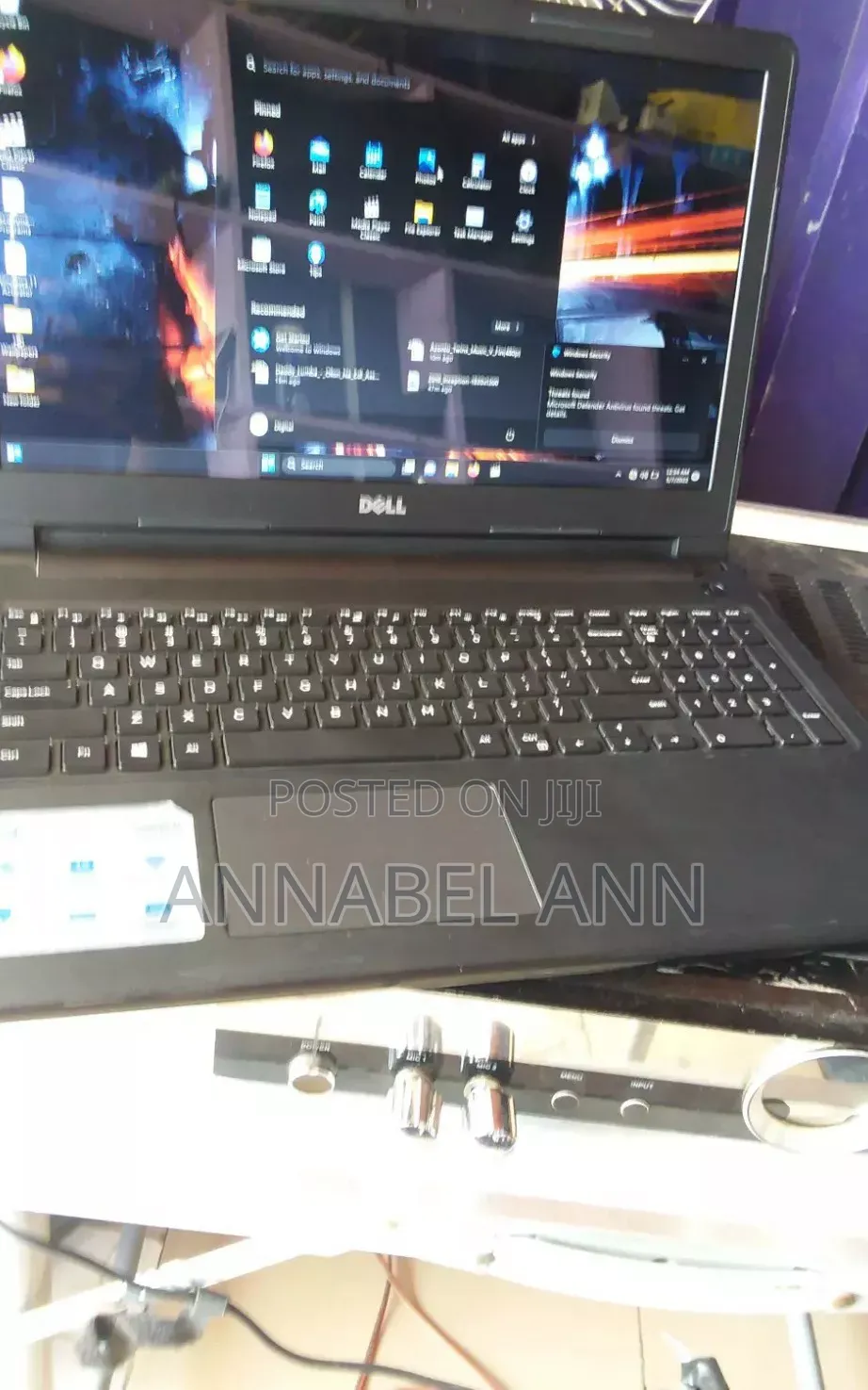 Laptop Dell Inspiron 15 3000 6GB Intel Core i3 HDD+SSD 1T