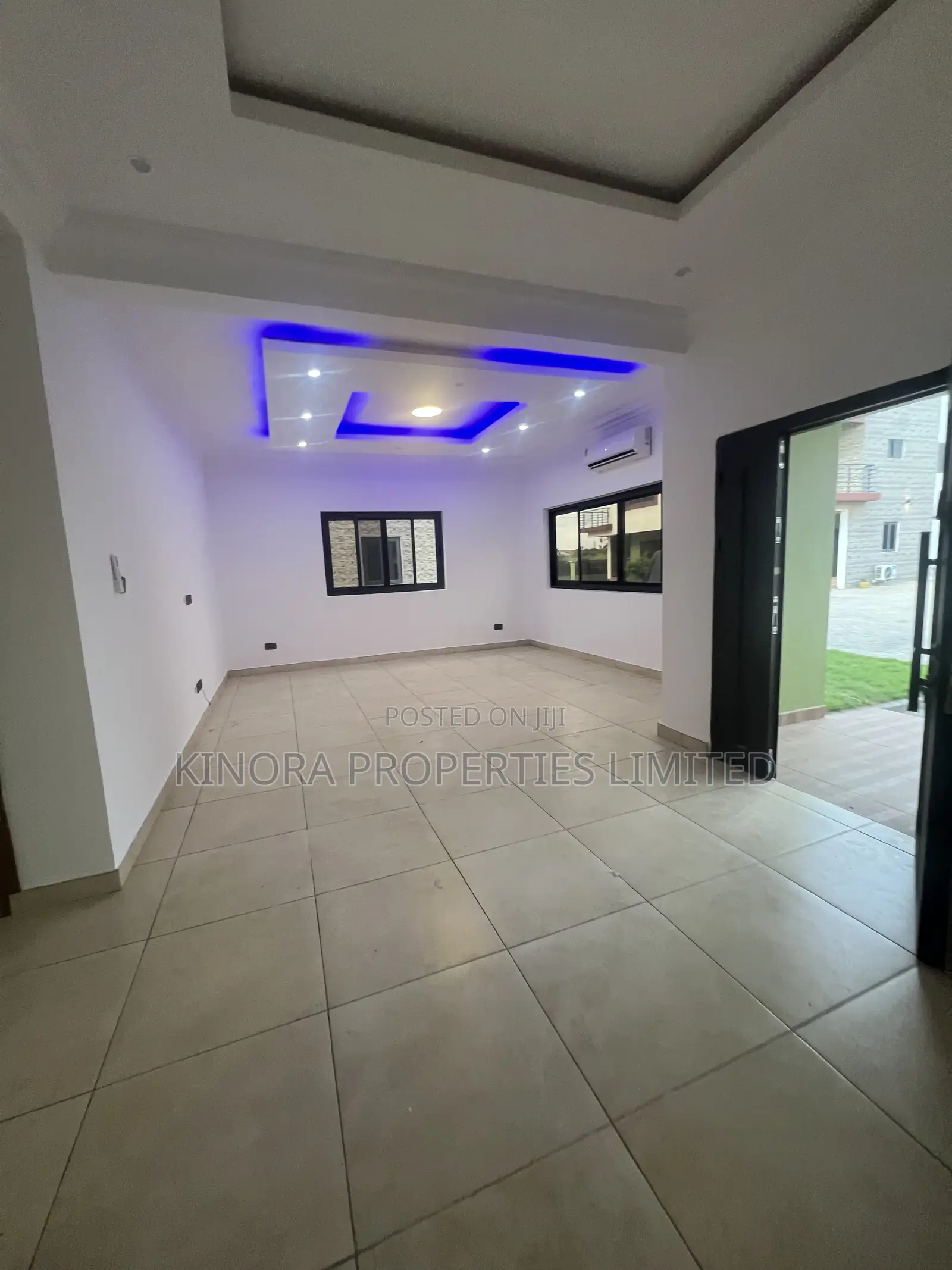 4bdrm Duplex in Ability Down for rent