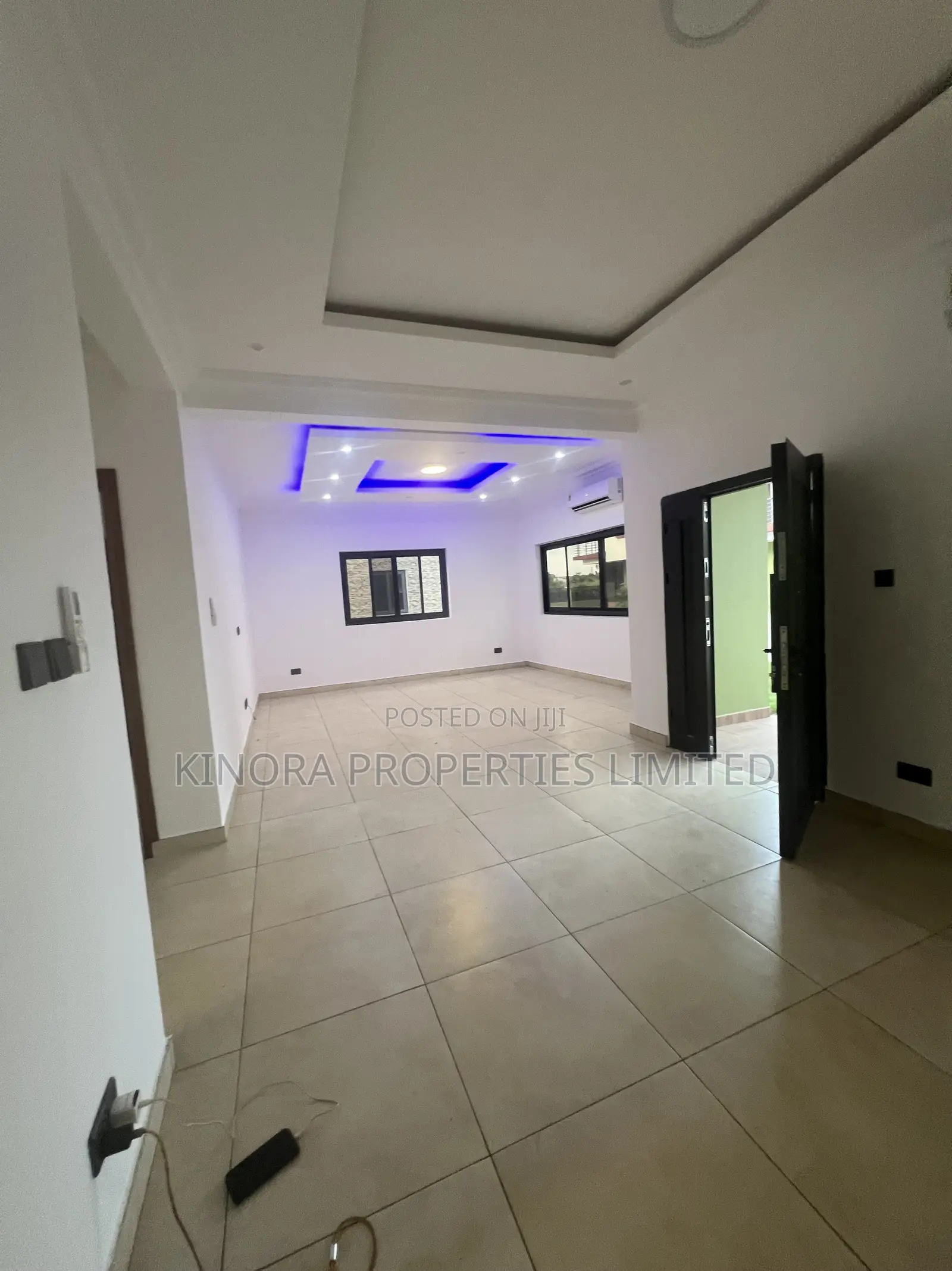 4bdrm Duplex in Ability Down for rent