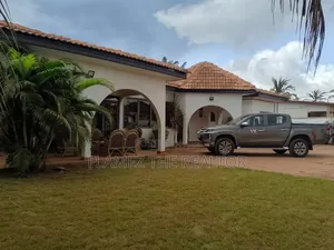 Furnished 5bdrm House in Adenta, Commandos for rent