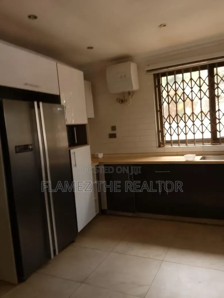 Furnished 5bdrm House in Adenta, Commandos for rent