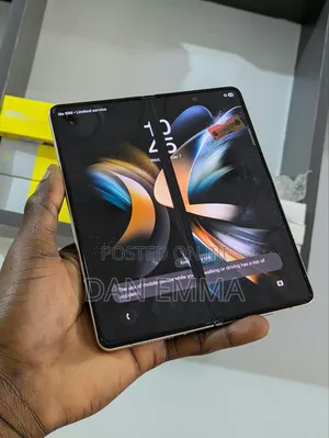 Samsung Galaxy Z Fold4 512 GB Gold