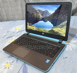 Laptop HP Pavilion 15 8GB Intel Core i3 HDD 500GB