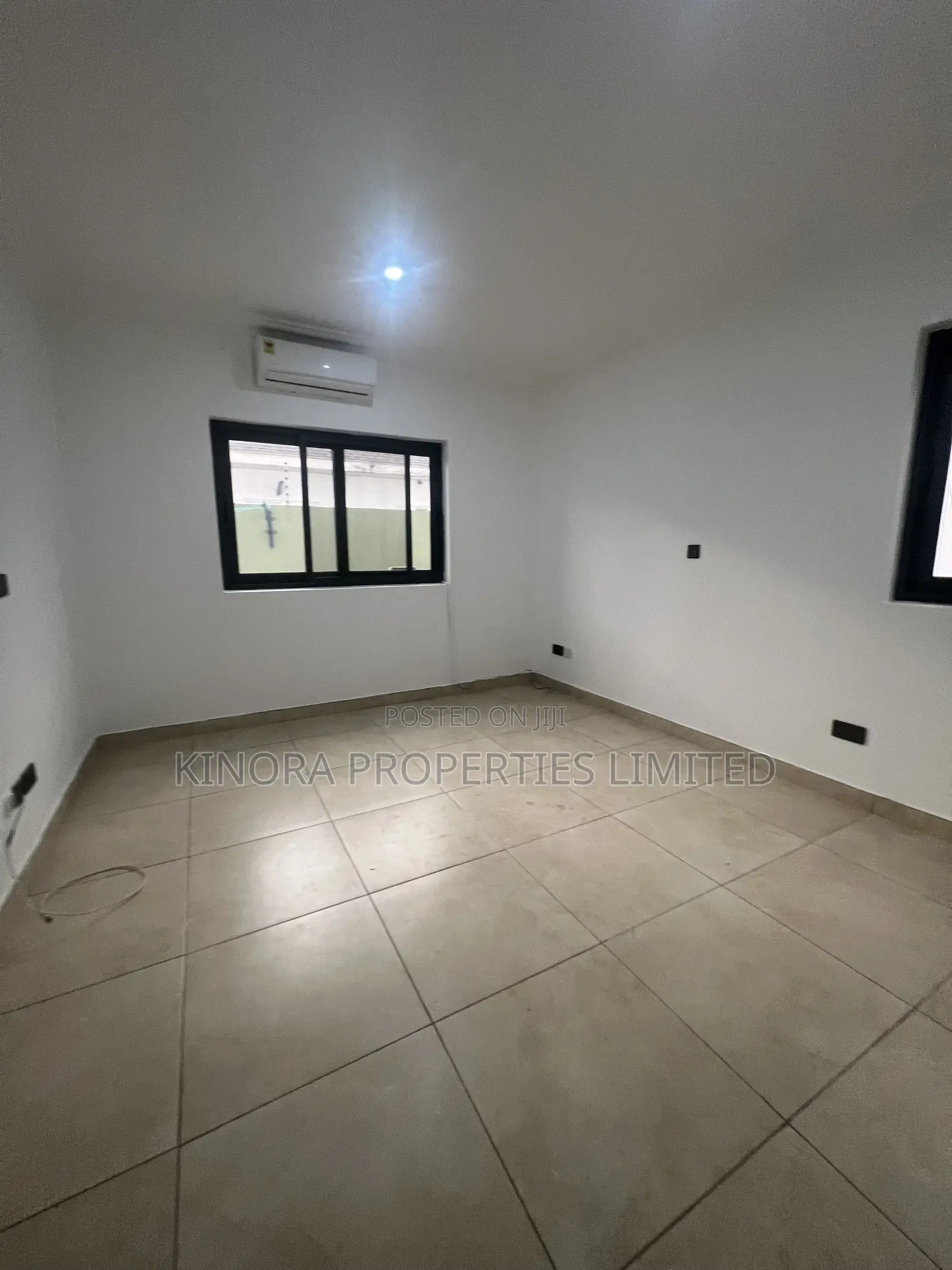 4bdrm Duplex in Ability Down for rent