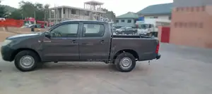 Toyota Hilux 2.5 D-4D SRX 4WD 2008 Gray