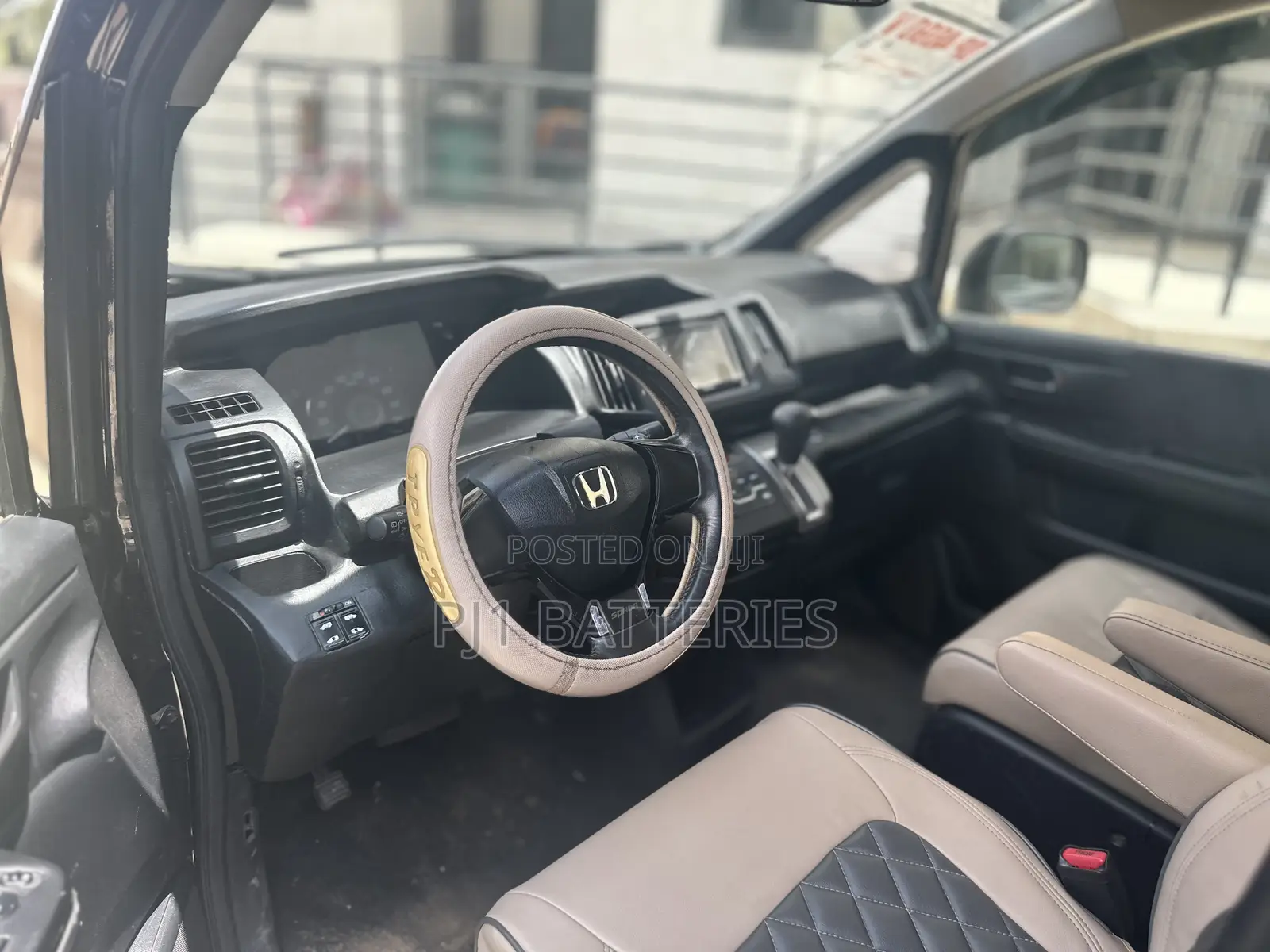 Honda Stepwgn 2011 Black
