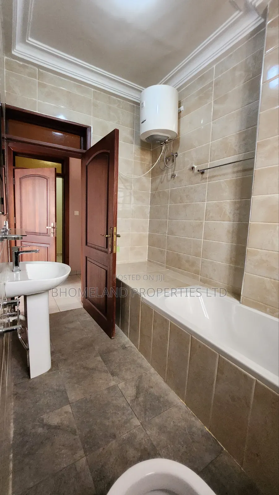 2bdrm Apartment in Safari Homes, Police Station for rent