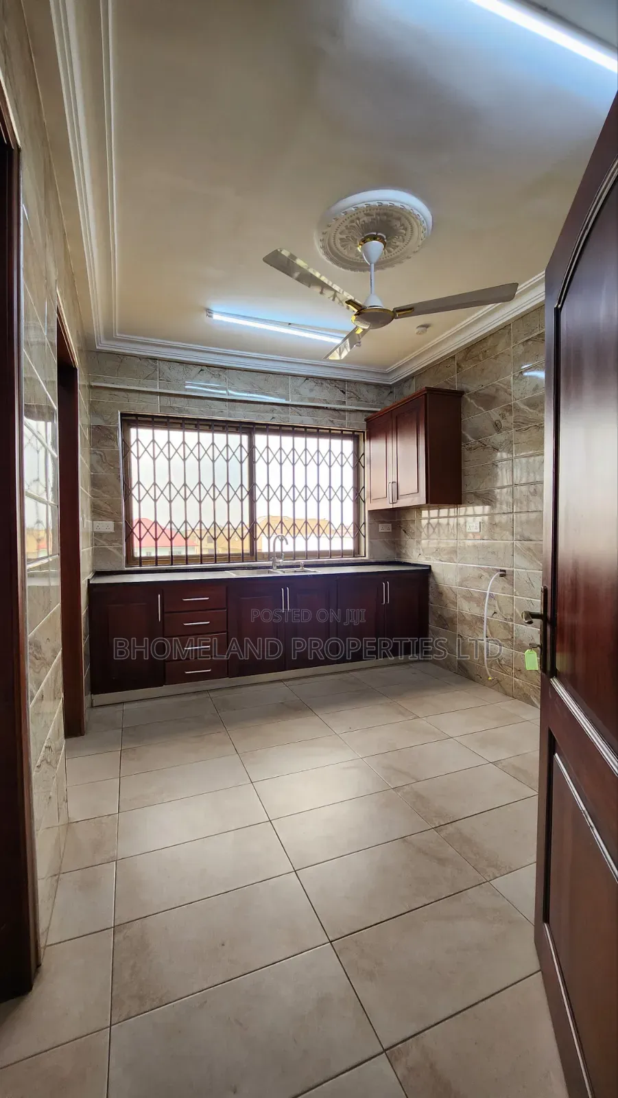 2bdrm Apartment in Safari Homes, Police Station for rent