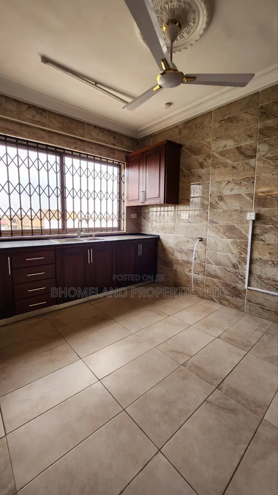 2bdrm Apartment in Safari Homes, Police Station for rent