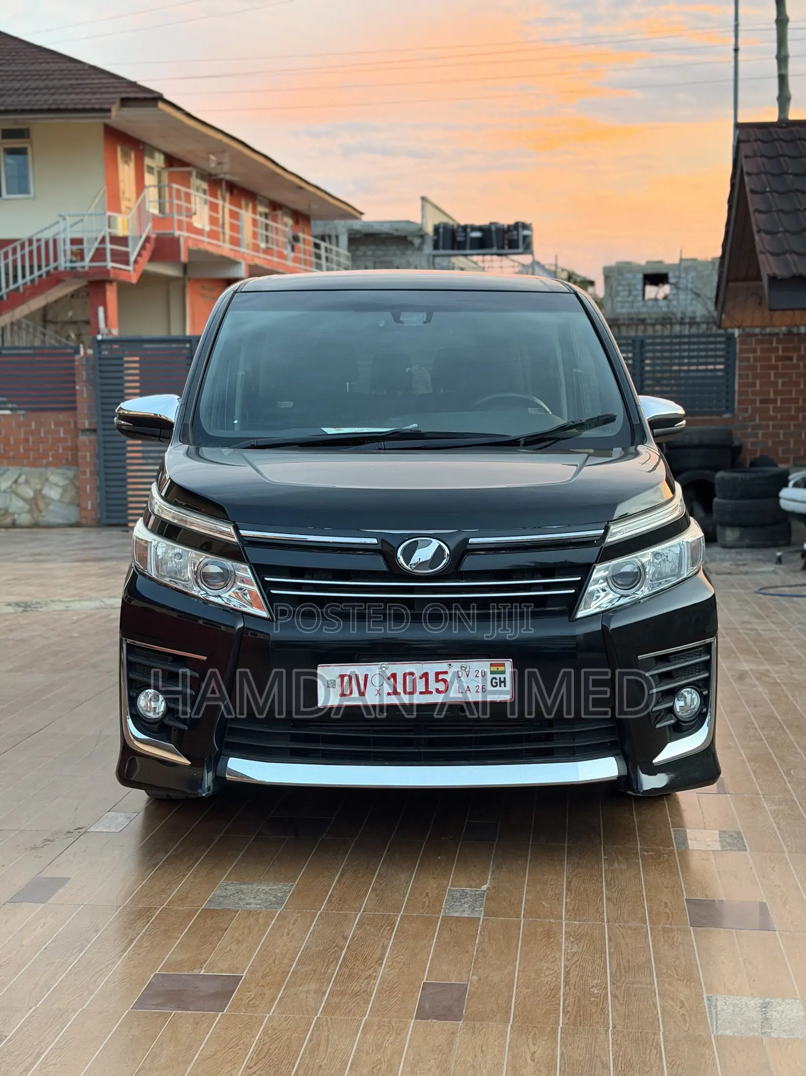 Toyota Voxy ZS Kirameki 2WD 7-Seater 2016 Black