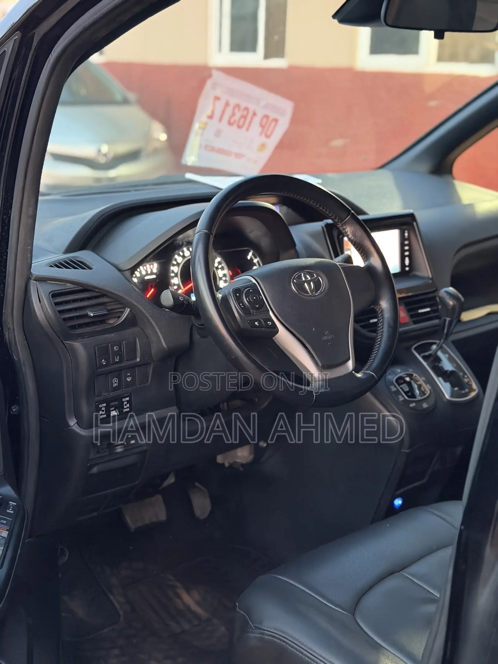 Toyota Voxy ZS Kirameki 2WD 7-Seater 2016 Black
