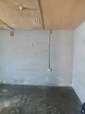1bdrm Apartment in Beach Road, Exhibition for rent