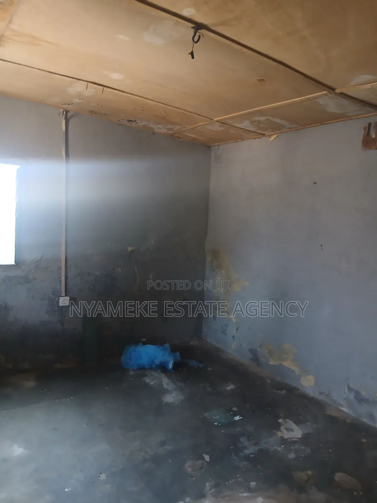 1bdrm Apartment in Beach Road, Exhibition for rent