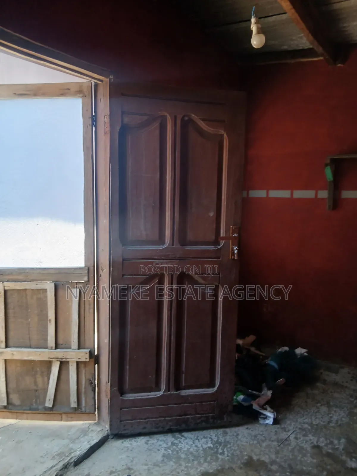 1bdrm Apartment in Beach Road, Exhibition for rent